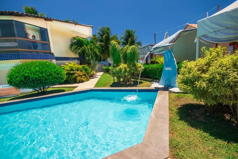 Piscina do hotel