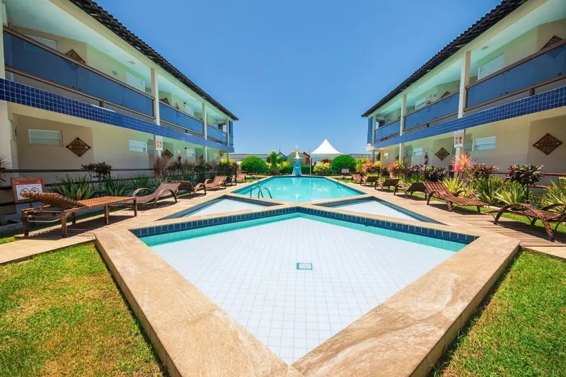 Piscina do hotel