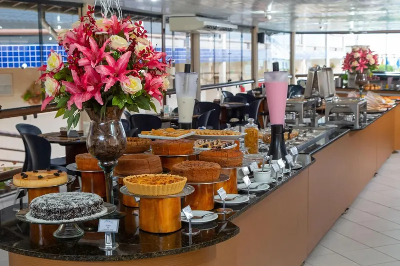 Café da manhã e refeições do hotel
