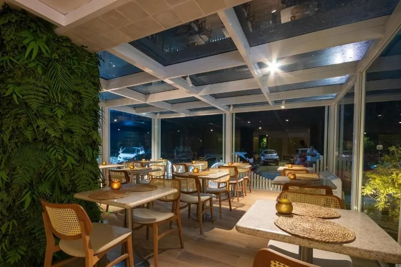 Café da manhã e refeições do hotel