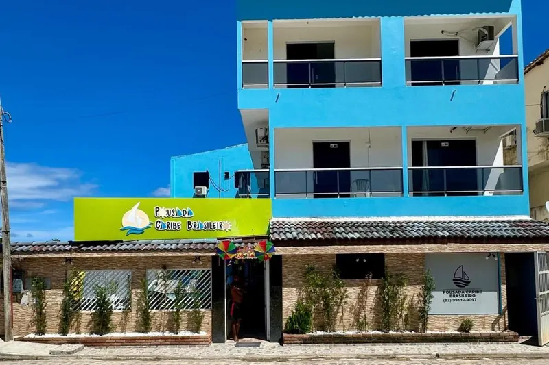 Fachada de Pousada Caribe Brasileiro