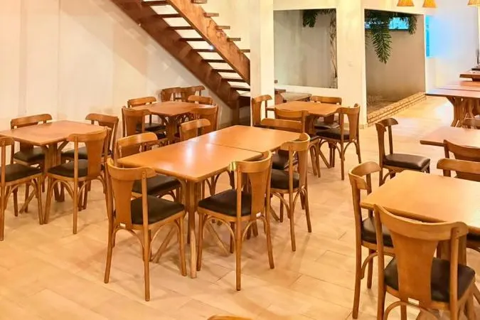 Café da manhã e refeições da pousada