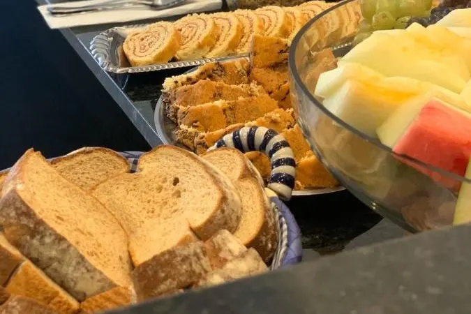 Café da manhã e refeições da pousada
