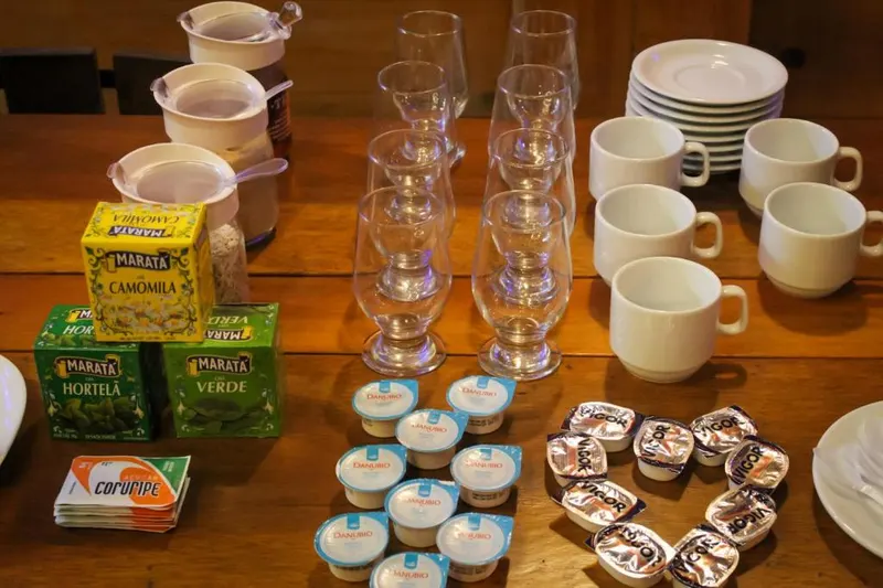 Café da manhã e refeições da pousada