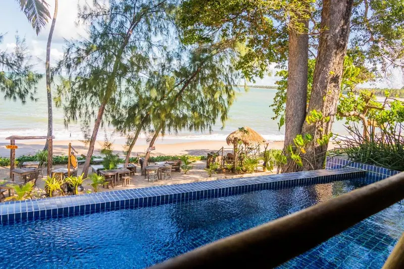 Piscina do hotel